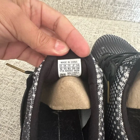 Adidas Ultraboost Size 12 - Picture 7 of 8